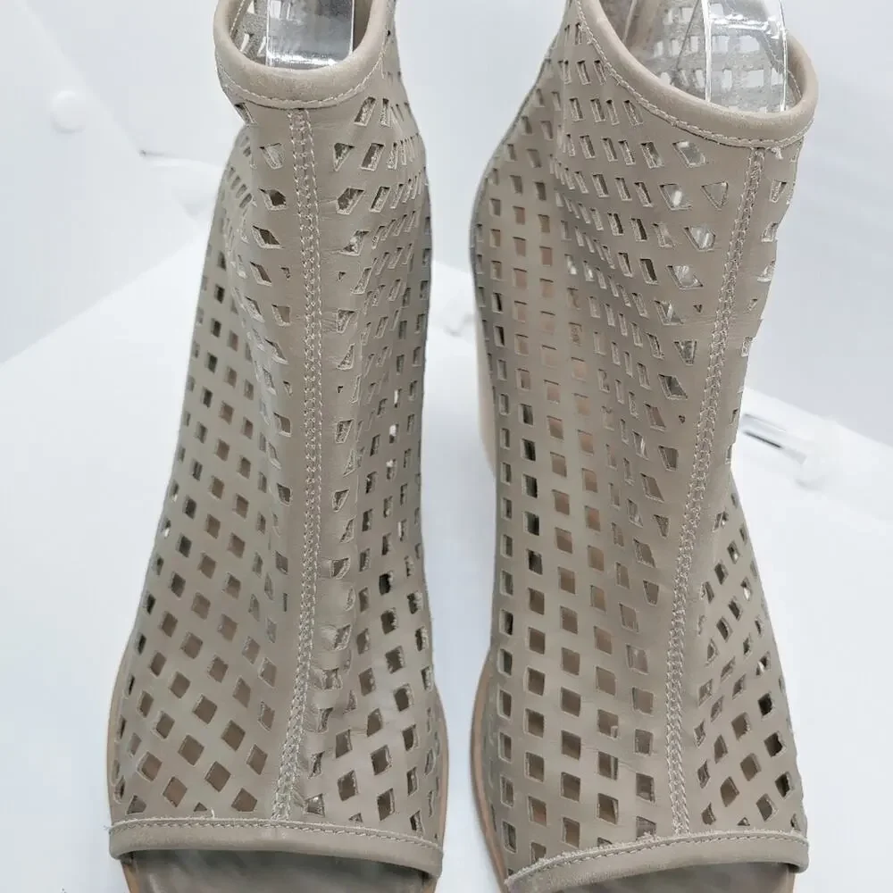 Kelsi Dagger Leather Taupe Gray Kyoto Shooties Sz 8